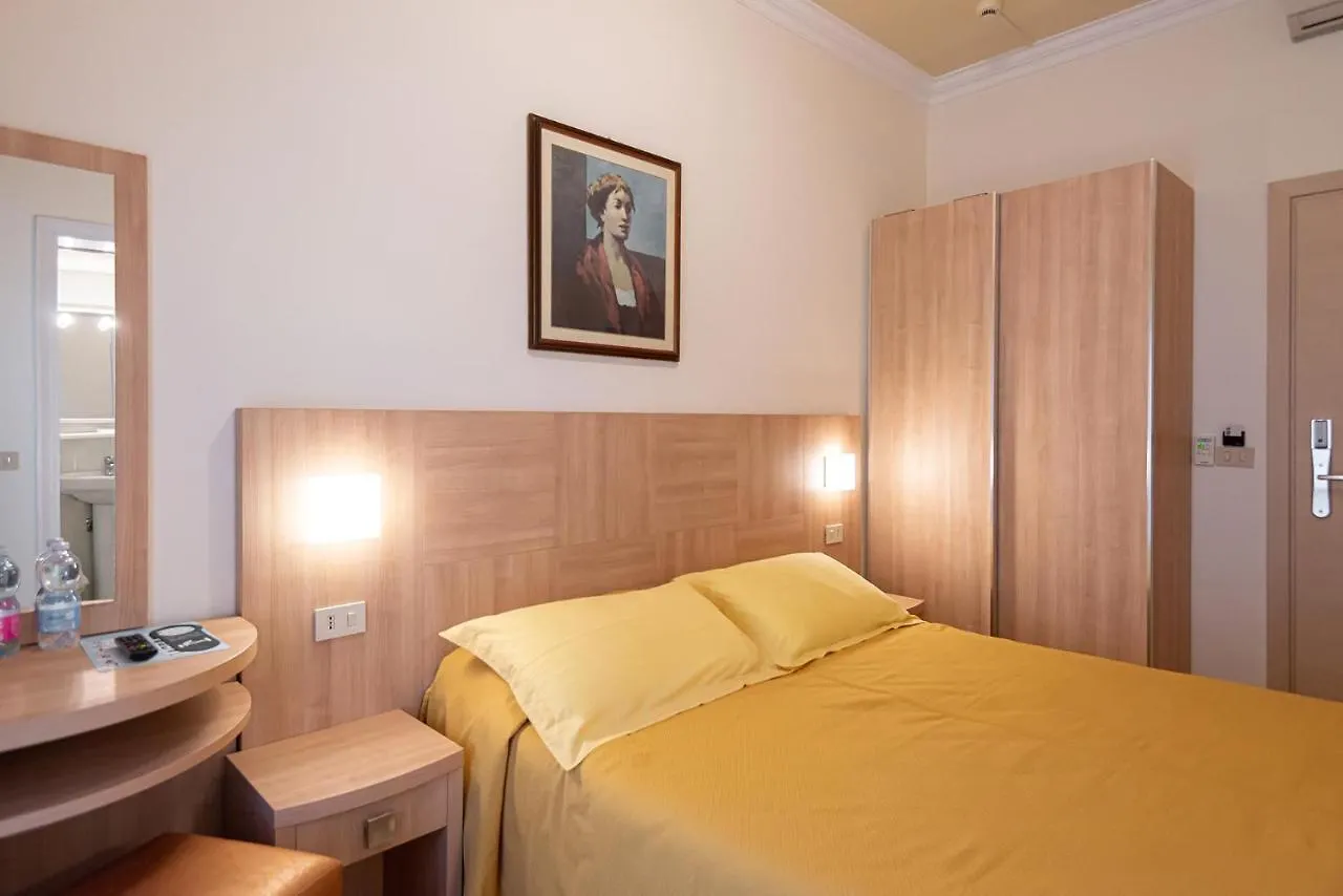 Hotel Corinna Rimini 3*,  Italië