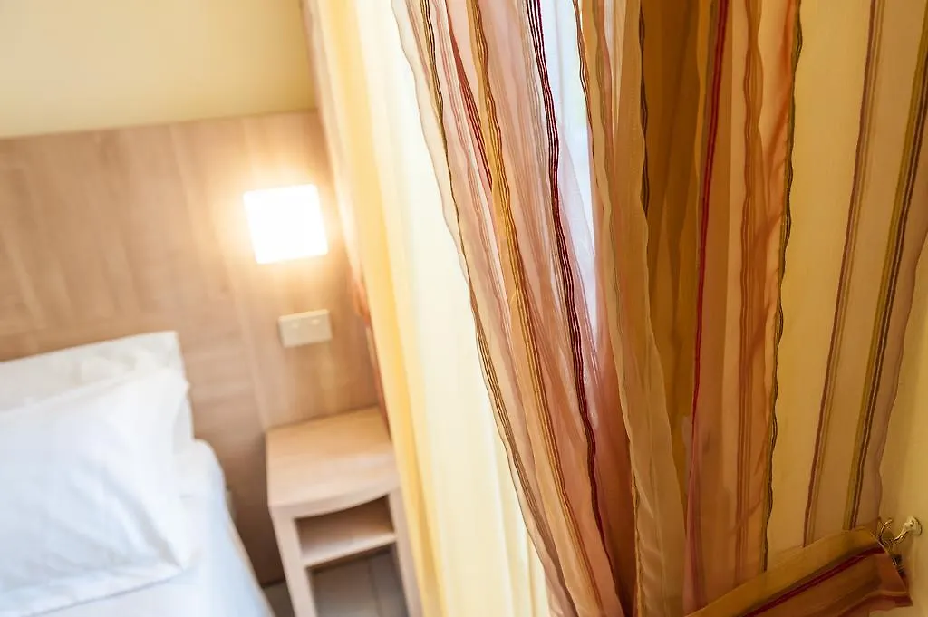 ***  Hotel Corinna Rimini Italië